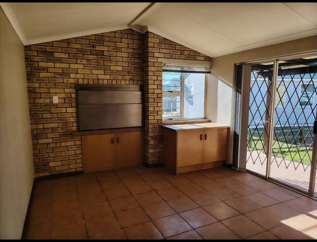 0 BEDROOM HOUSE FOR SALE IN BOLAND PARK